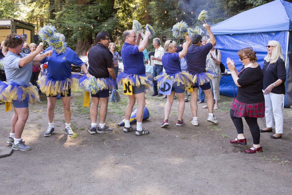 Cheerleaders + Glenda